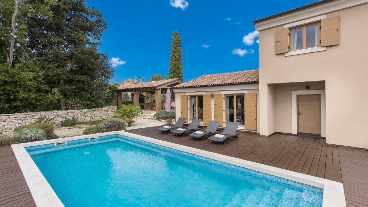 Außenansicht Außenansicht